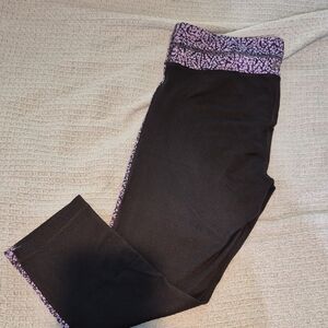 Under Armour Black and Purple  Cropped Leggings